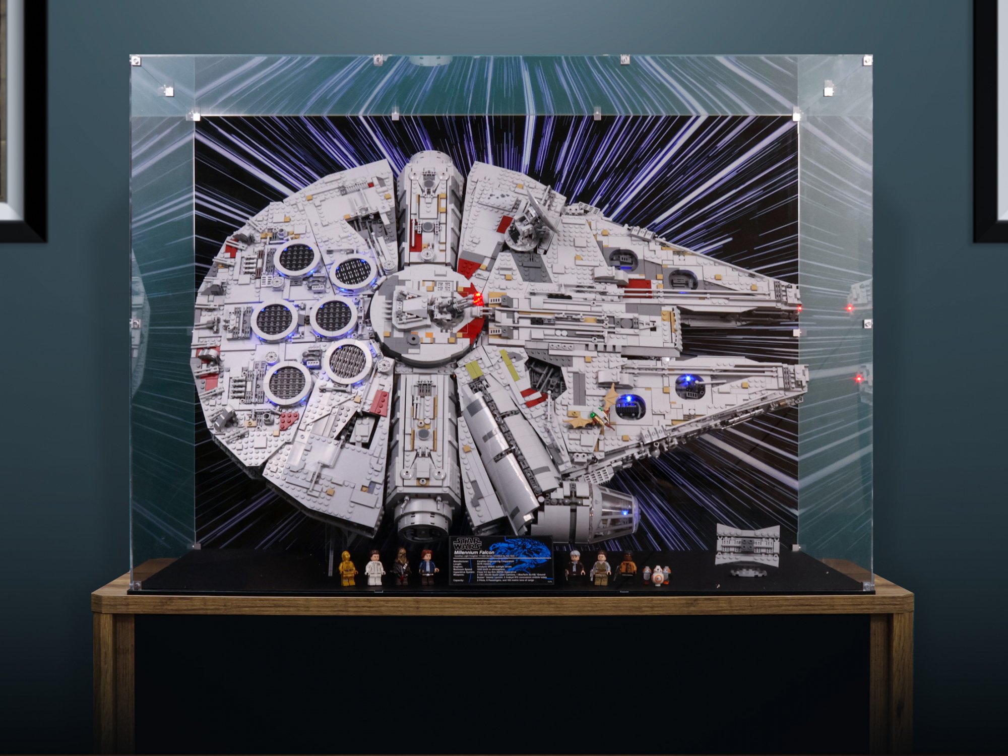 Lego Ucs Millennium Falcon Display Case