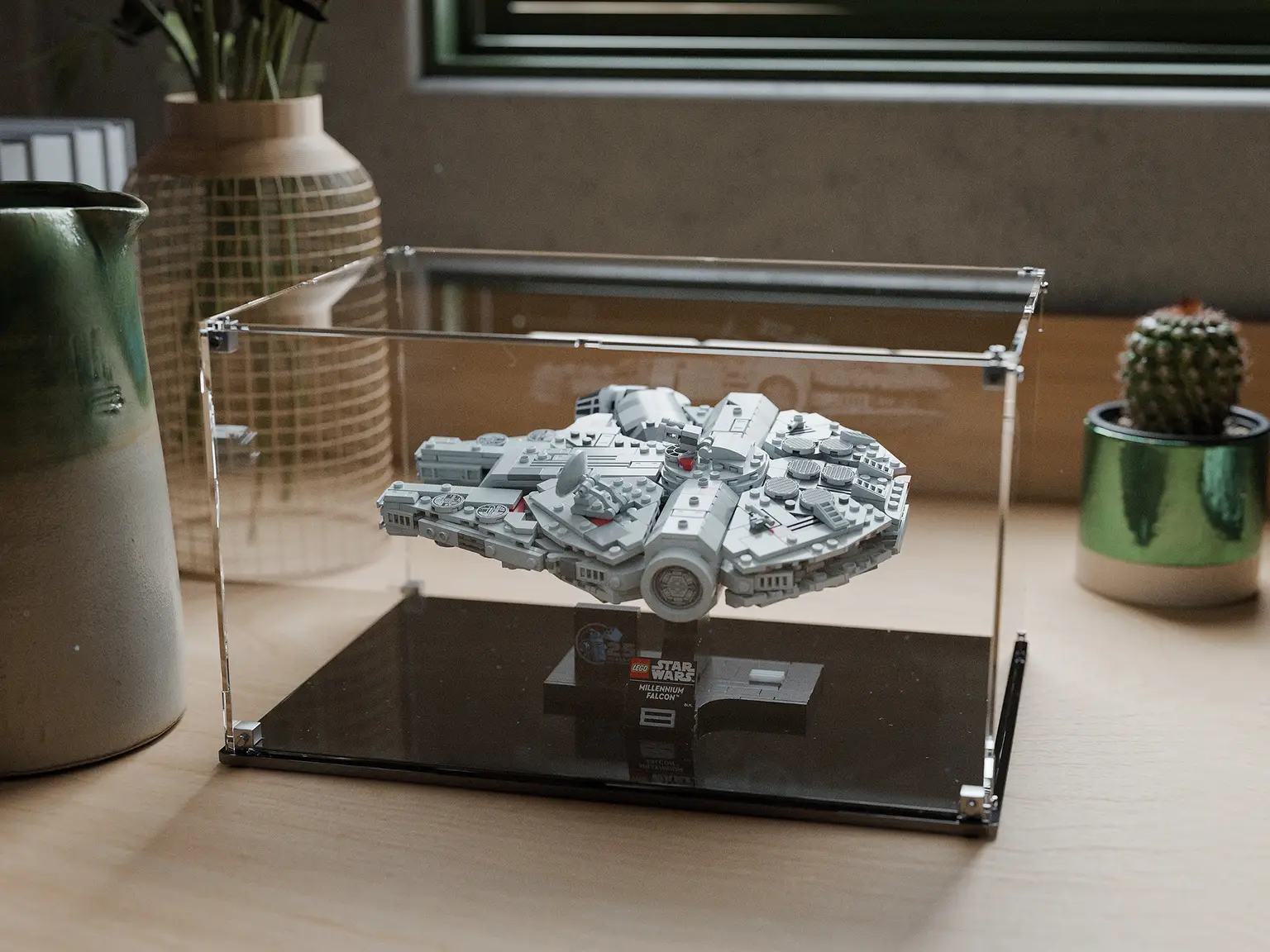 25 Years LEGO Star Wars Millenium Falcon