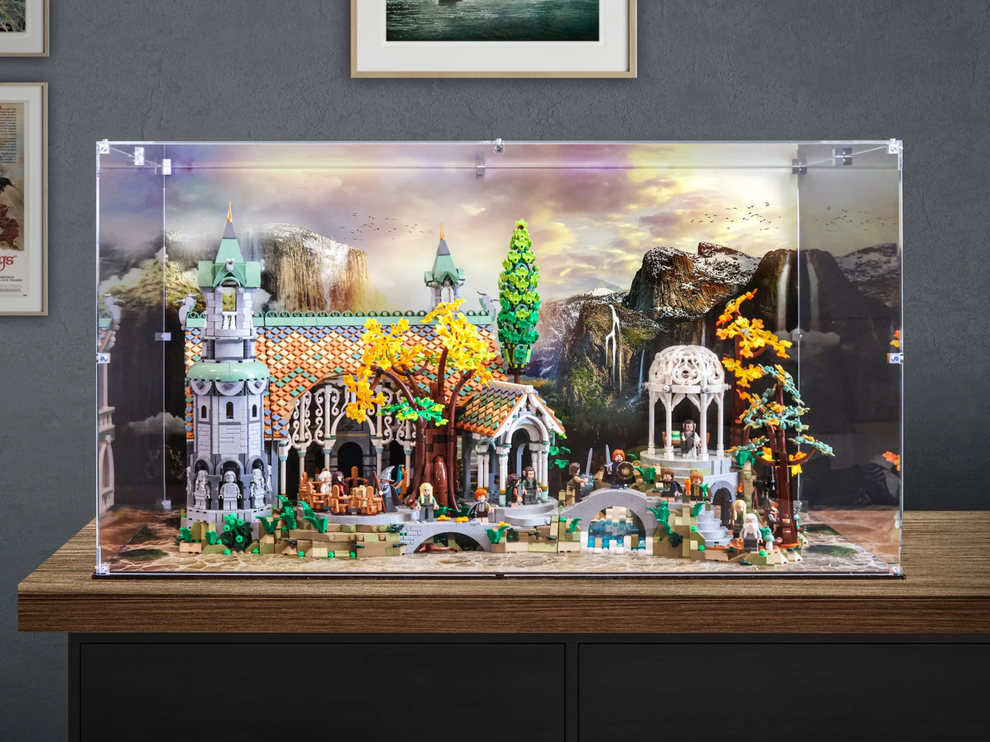 Bespoke BOXXCO retail display case with Rivendell model