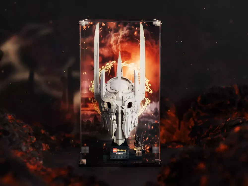 LEGO® The Lord of the Rings: Sauron's Helmet (11373) Display Case