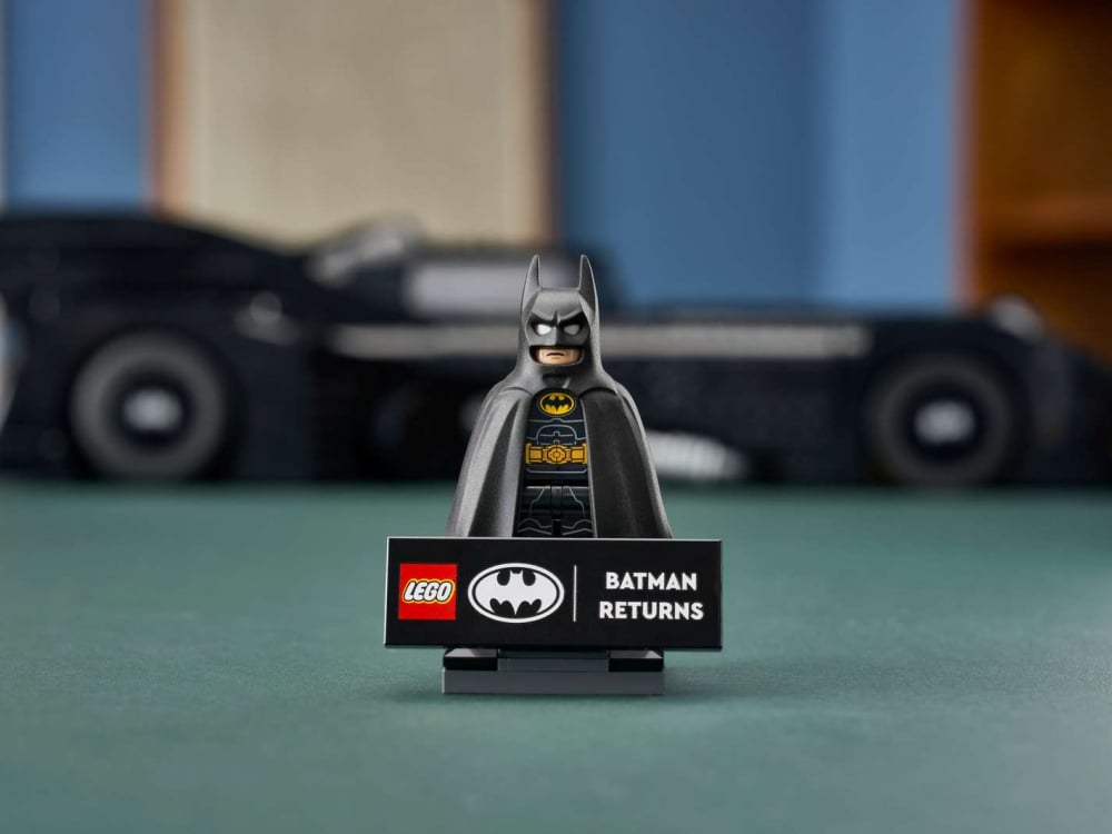 The new Batman minifigure