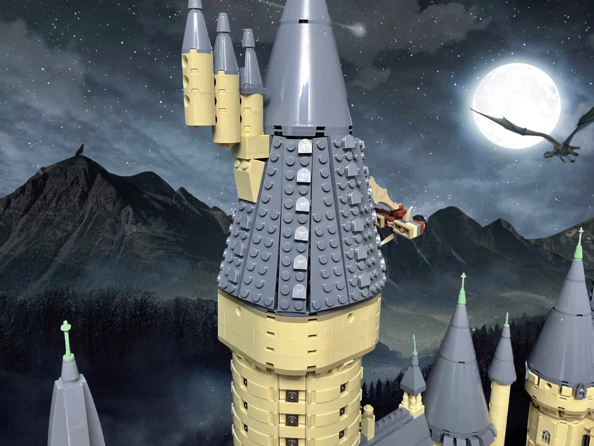 close up LEGO Hogwarts Castle