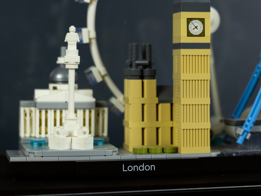 LEGO® London (21034) Display Case