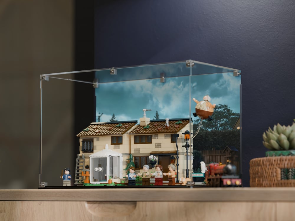 LEGO® Privet Drive: Aunt Marge's Visit (76451) Display Case