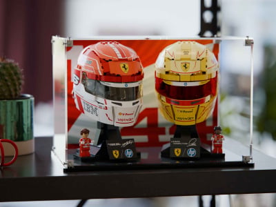 LEGO® Scuderia Ferrari F1 Hamilton & Leclerc Helmets (43014 & 43022) Display Case