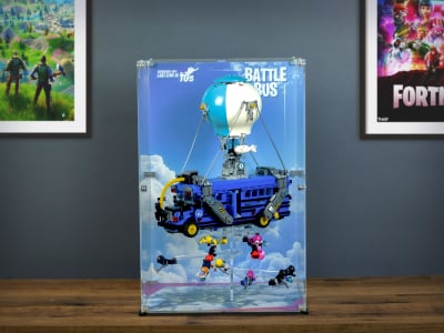 LEGO® Fortnite: Battle Bus (77073) Display Case