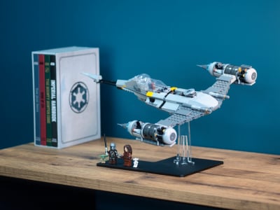 Display Stand for LEGO® Star Wars™ The Mandalorian's N1 Starfighter™