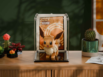LEGO® Eevee (72151) Display Case