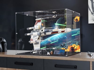 LEGO® Star Wars: X-Wing Starfighter™ (75355) Display Case