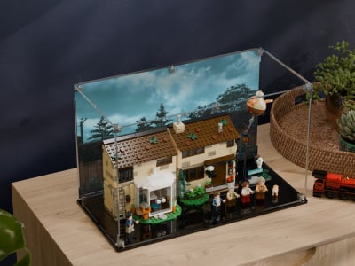 LEGO® Privet Drive: Aunt Marge's Visit (76451) Display Case