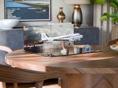 LEGO® Douglas DC-3 PAN AM Airliner (11378) Display Case