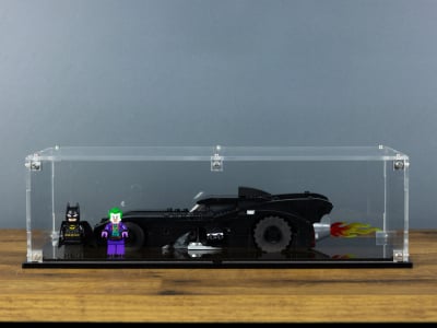 LEGO® Batmobile™: Batman™ vs. The Joker™ Chase (76224) Display Case