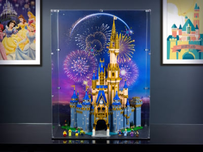 LEGO® Disney Castle - 100th Anniversary (43222) Display Case