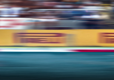 LEGO® McLaren F1 Team MCL39 (42228) Display Case