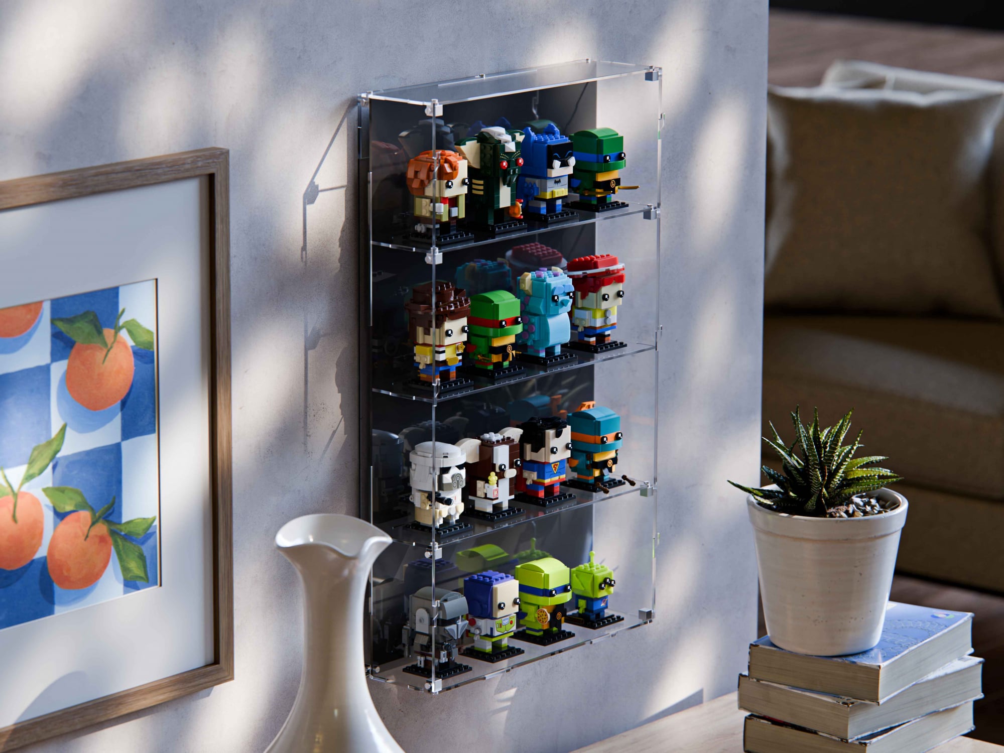 Wall Mounted LEGO Brickheadz Display Case – 16 Figures