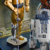 SPECIAL EDITION - LEGO® C-3PO™ (75398) & R2-D2™ (75379) & Chewbacca™ (75371) Display Case