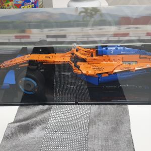 Review image from customer of the LEGO® McLaren Formula 1™ Race Car (42141) Display Case