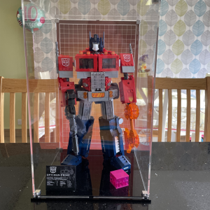 Review image from customer of the LEGO® Optimus Prime (10302) Display Case