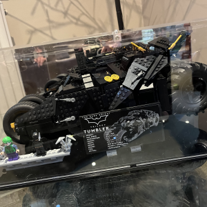 Review image from customer of the LEGO® DC Batman™ Batmobile™ Tumbler (76240) Display Case