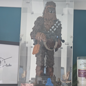 Review image from customer of the LEGO® Chewbacca™ (75371) Display Case