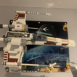 Review image from customer of the Wall Art Mount for LEGO® Star Wars: X-Wing Starfighter™ (75355)