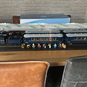 Review image from customer of the LEGO® The Orient Express Train (21344) Display Case