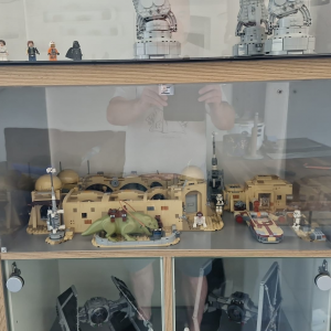 Review image from customer of the Custom Display Case - Matt Black Base