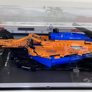 Review image from customer of the LEGO® McLaren Formula 1™ Race Car (42141) Display Case