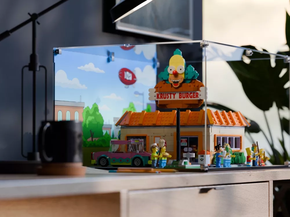 Image of the LEGO® Simpsons Krusty Burger (10352) Set Review